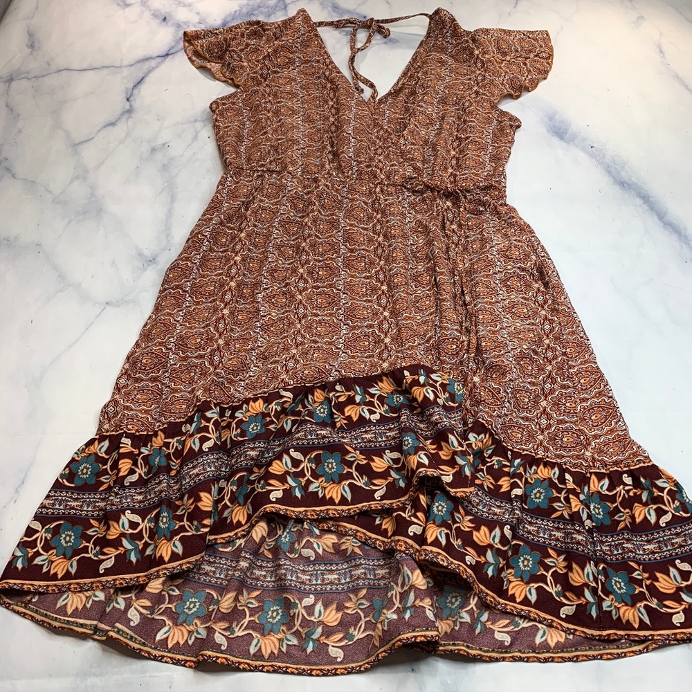 Band Of Gypsies Flutter Boho Wrap Medallion Dress - Picture 3 of 8
